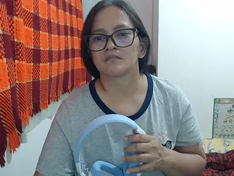 Kinkybela2025 online show from May 14, 11:27 am