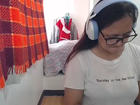 Kinkybela2025 online show from May 20, 1:57 am