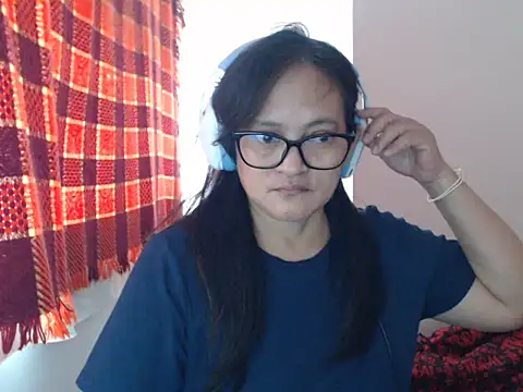 Kinkybela2025 online show from May 15, 10:45 pm