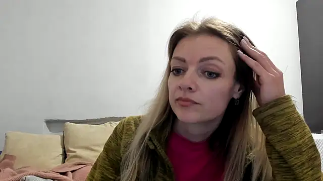 Salionne online show from April 2, 8:39 pm