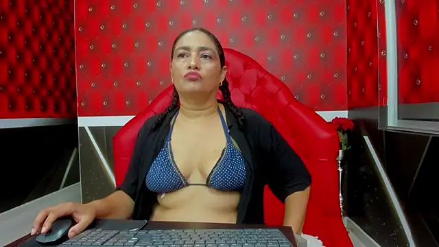 Bianca Millf online show from February 5, 3:42 am