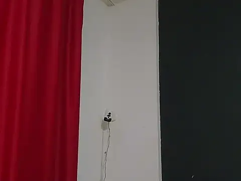 HotJanetta online show from December 13, 7:53 pm