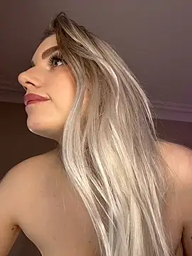 HugeBoobsAlice online show from May 14, 5:02 am