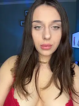 ScarletSi online show from April 2, 8:06 pm