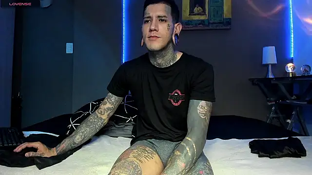 cleoo jhonny online show from March 14, 2:45 am