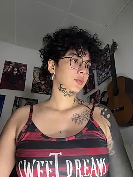 Abby Evanns1 online show from May 13, 1:28 pm