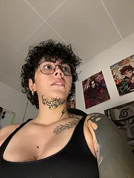 Abby Evanns1 online show from May 19, 2:46 pm