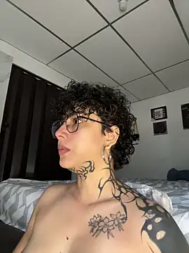 Abby Evanns1 online show from May 14, 2:45 pm