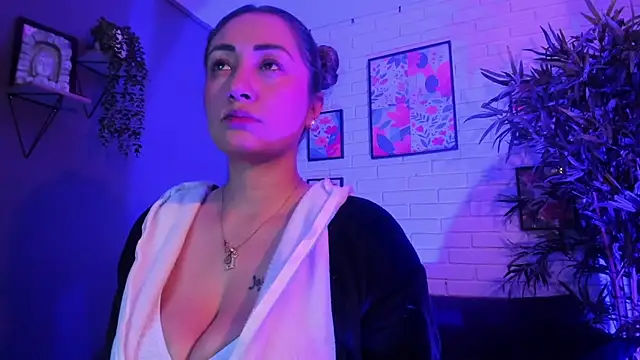 Sofia  Stk online show from November 17, 3:40 am