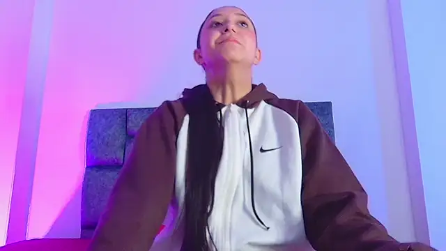 kittymonroe1 online show from December 5, 6:31 pm