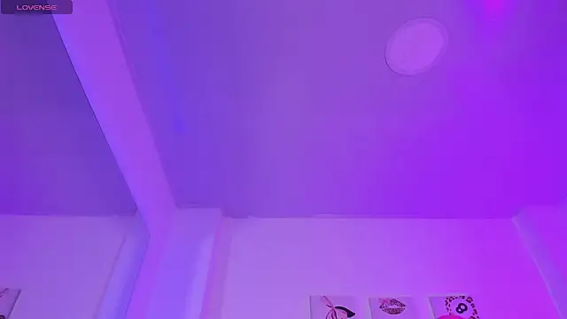 kittymonroe1 online show from April 30, 5:51 pm