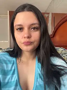 Selena Roa online show from May 11, 2:45 pm