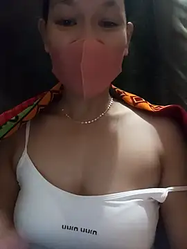 Emili68 online show from October 22, 3:11 am