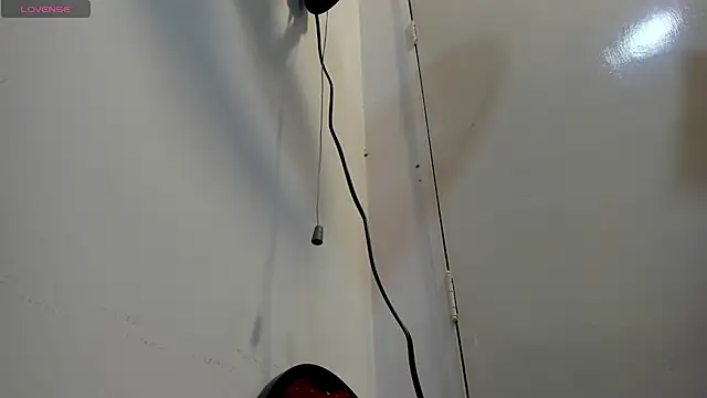 mirandaduboiss online show from May 12, 4:57 pm