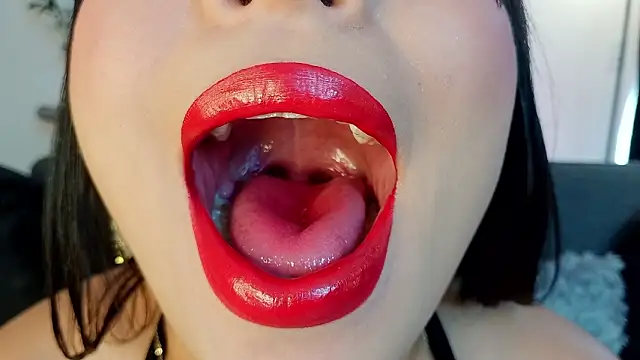 mia roux1 online show from February 1, 9:02 pm