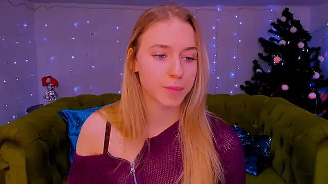 sassy cutie online show from December 22, 9:01 am