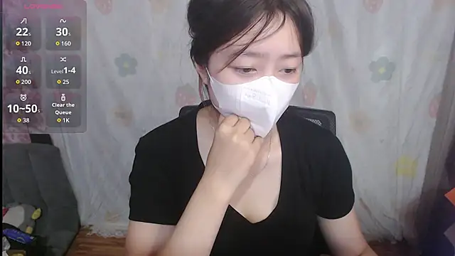 kitty-20x online show from July 1, 11:42 am