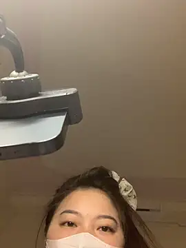 helo-kitty online show from February 19, 3:33 pm