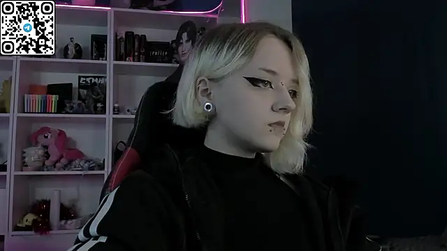 Holy Mistress S online show from February 27, 9:42 am