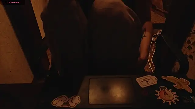 LiloMeow online show from November 11, 6:49 pm