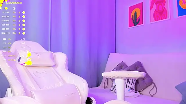 Baby Annabelle online show from December 22, 4:15 am