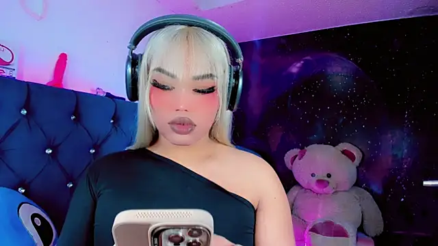 Alannys xHotx online show from February 27, 11:37 pm