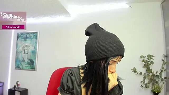 chloehanna online show from May 21, 1:58 am