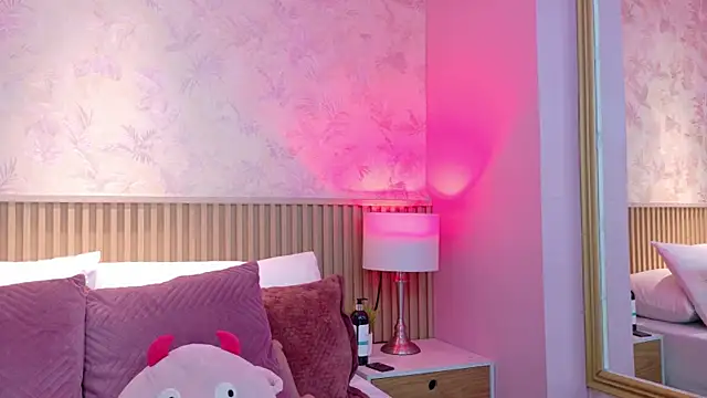 AdelineJhones online show from March 10, 9:52 pm