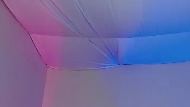 Kitty Princees online show from November 12, 5:55 pm