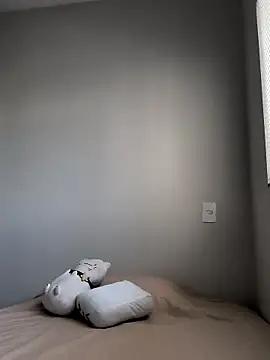 Meiii27 online show from February 11, 4:30 pm