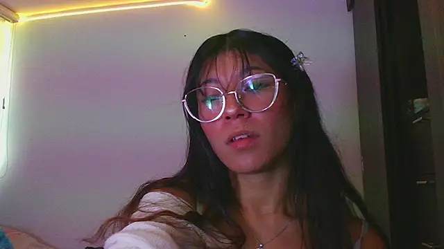 LissyM online show from March 27, 7:25 pm