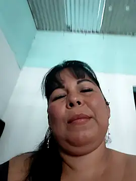 Snapshot of mother2-divorced chatting on October 27, 2:01 pm mother2-divorced online show from October 27, 2:01 pm