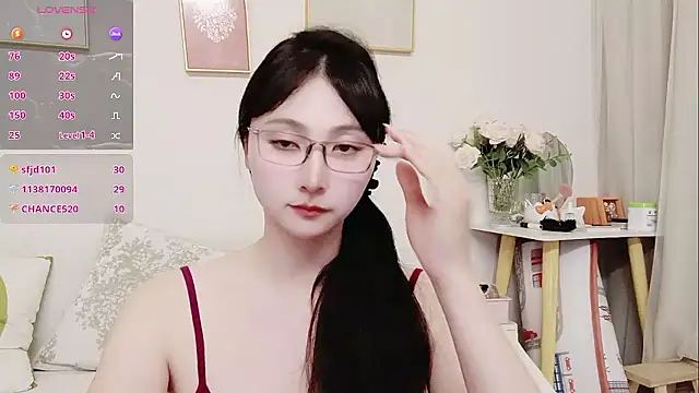 yuyan3929 online show from May 11, 12:29 pm