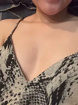 Emily-y online show from February 1, 12:48 pm