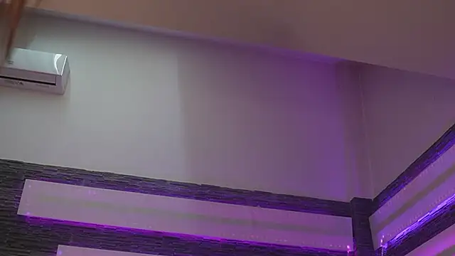 SexyCelline online show from March 29, 8:46 am