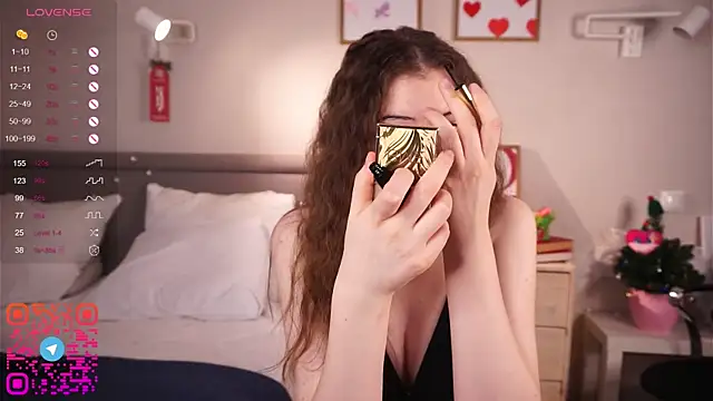 MegganKinson online show from February 15, 6:05 am