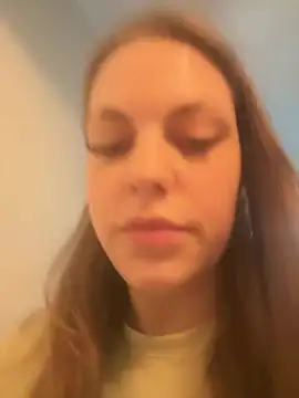 elliepixie online show from May 17, 7:35 pm