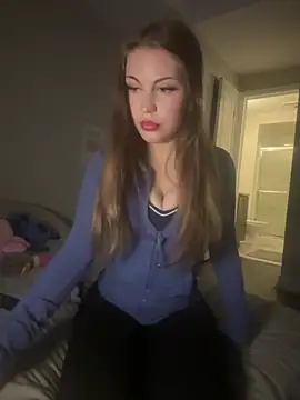 elliepixie online show from May 23, 2:32 am