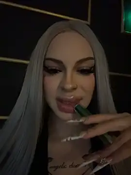 NovaPearl online show from November 19, 9:59 pm