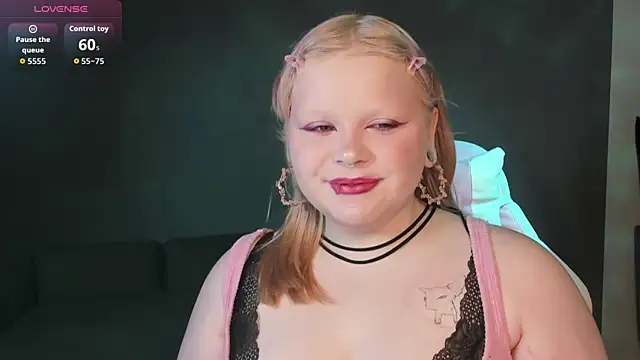LottieReed online show from May 24, 7:18 am