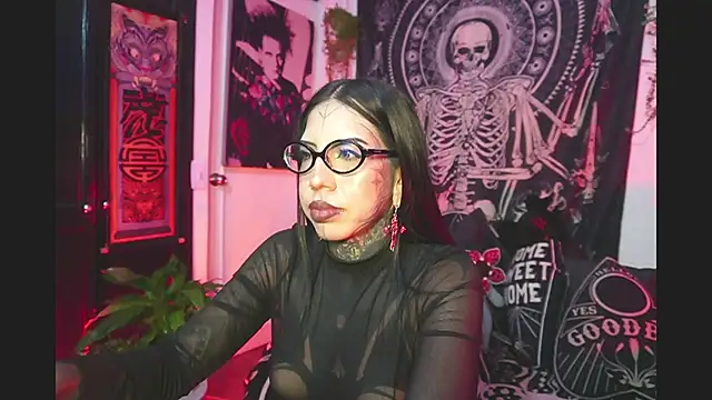 Dalia Vorhees online show from May 8, 2:15 am