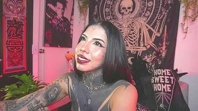 Dalia Vorhees online show from May 27, 1:57 am