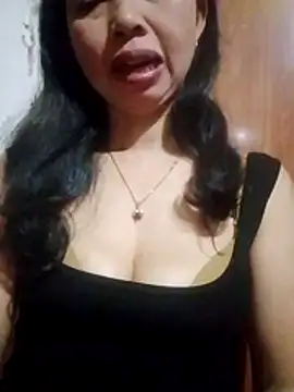 TRIEUTRIEU20 online show from May 4, 2:48 am