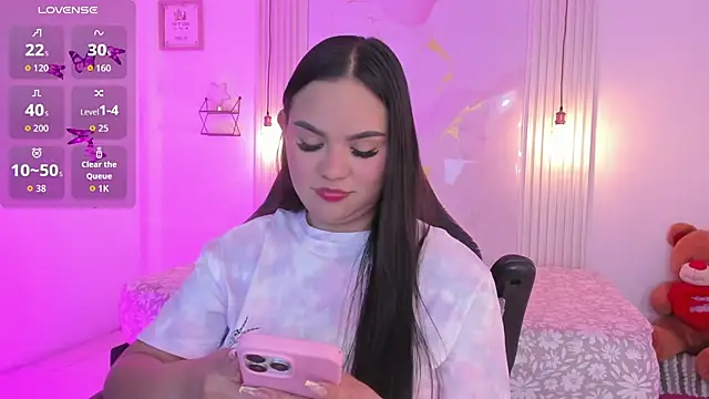 amber white15 online show from March 27, 5:09 am