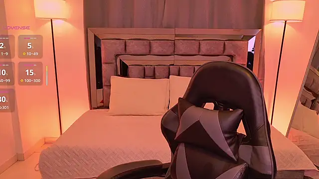 Bella Clark2 online show from February 17, 4:17 pm