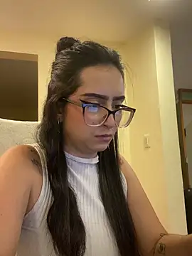 Kloe Novoa online show from May 12, 4:13 pm