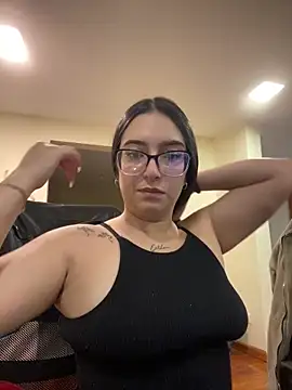 Kloe Novoa online show from March 17, 1:26 pm