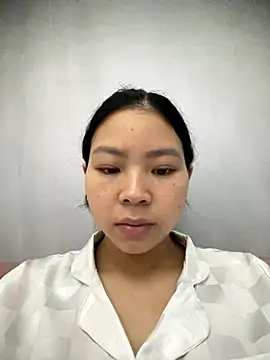 Milk xx online show from November 3, 2:43 pm