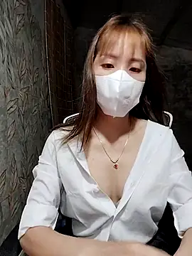 ezabel- online show from April 4, 2:05 pm