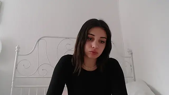 bellefleurrr online show from May 9, 5:48 pm